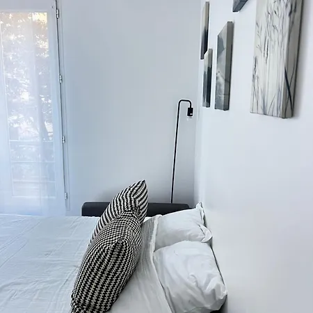 Cosy Stade De France Cdg Airport Appartamento *